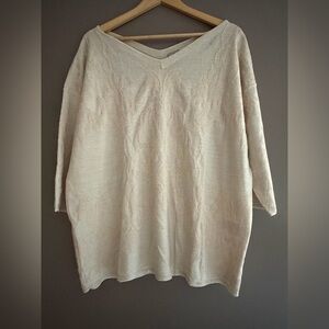 Elegant Cream Women's Sweater Chico’s Women Size 3 Blouse US Size XL